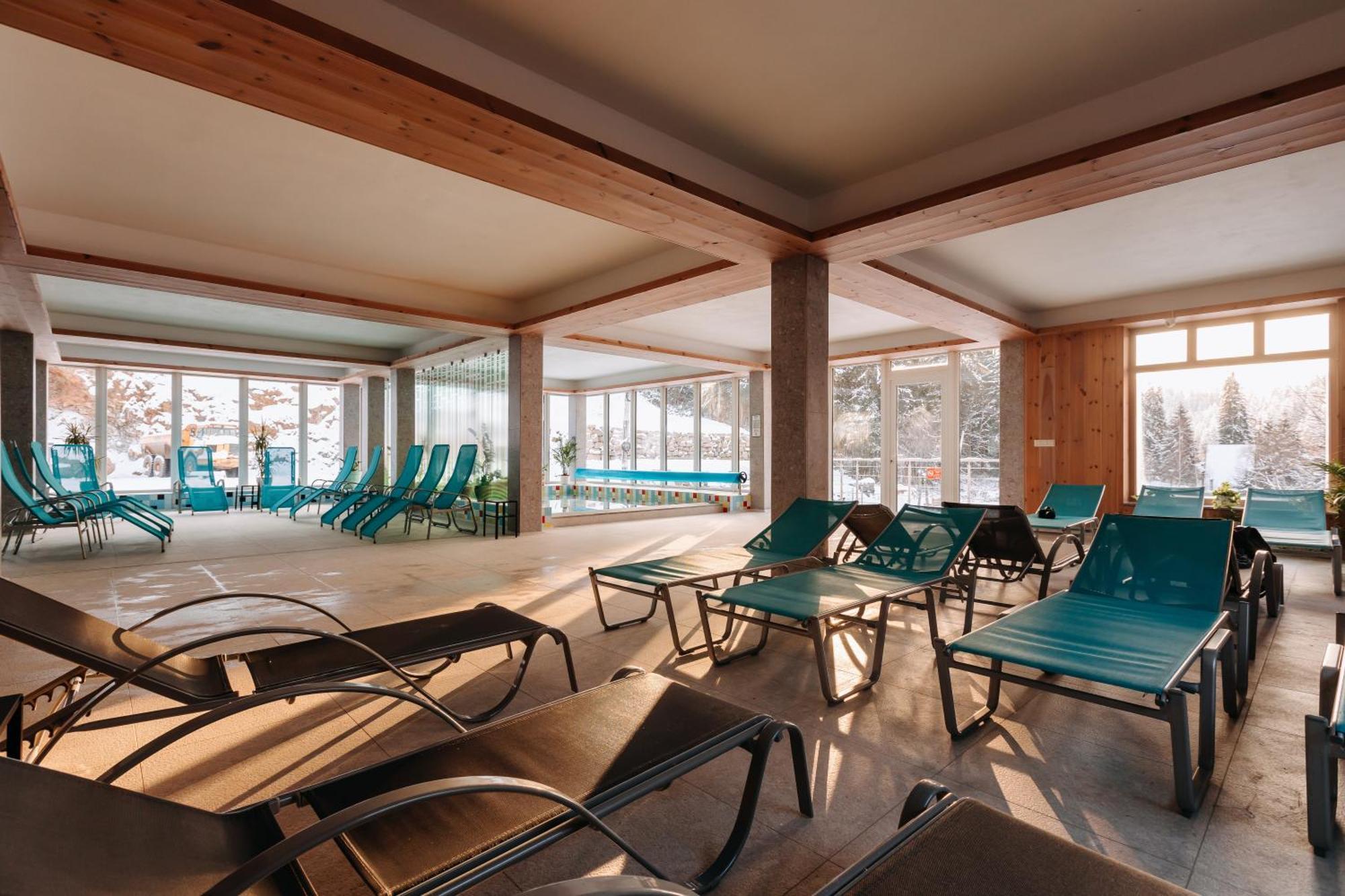 Lobogo Resort Vlăhița Exterior foto