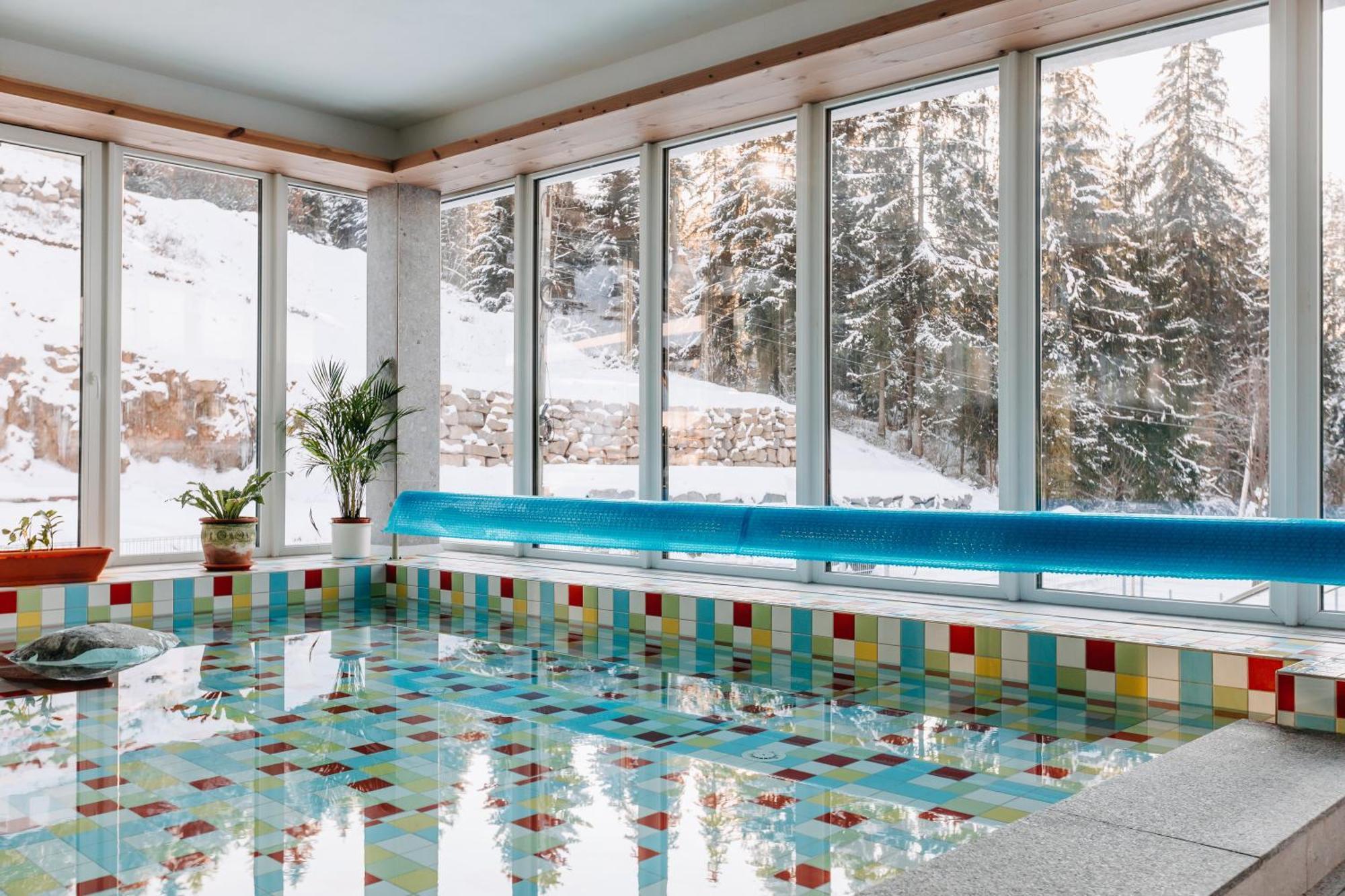 Lobogo Resort Vlăhița Exterior foto