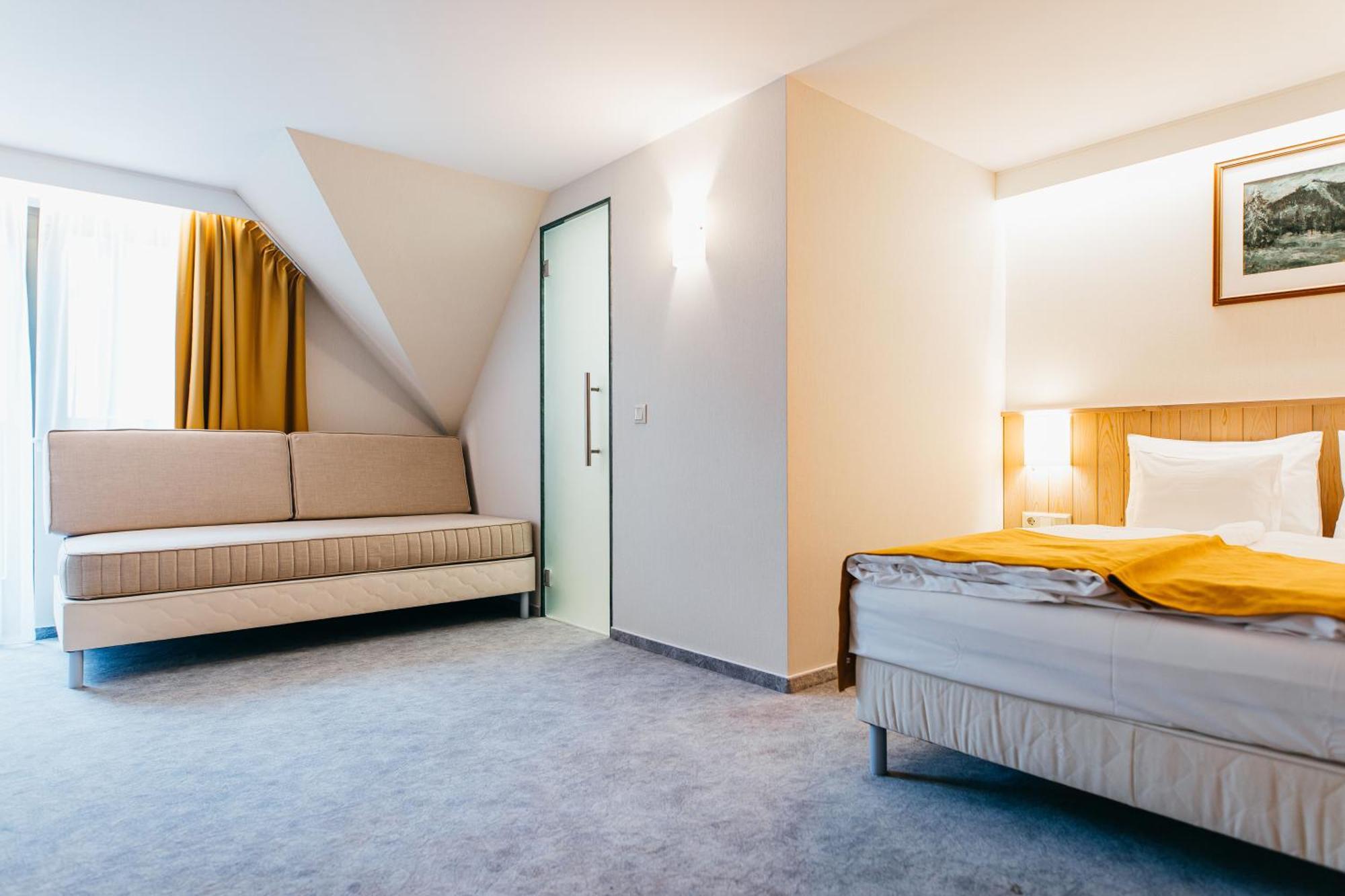 Lobogo Resort Vlăhița Exterior foto